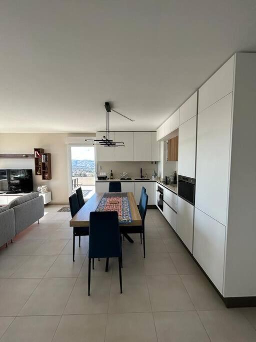 Superbe Appartement 3 Chambres A גראס מראה חיצוני תמונה